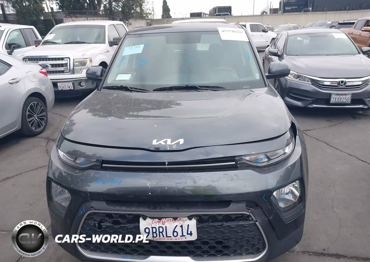 2022 Kia Soul Lx VIN:KNDJ23AU2N7837610 - 13