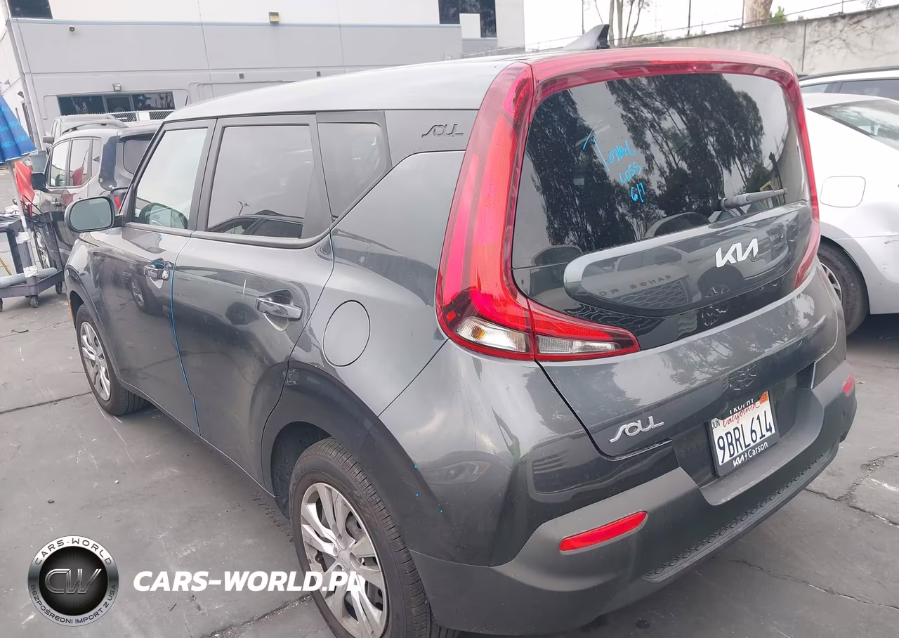 2022 Kia Soul Lx VIN:KNDJ23AU2N7837610 - 3