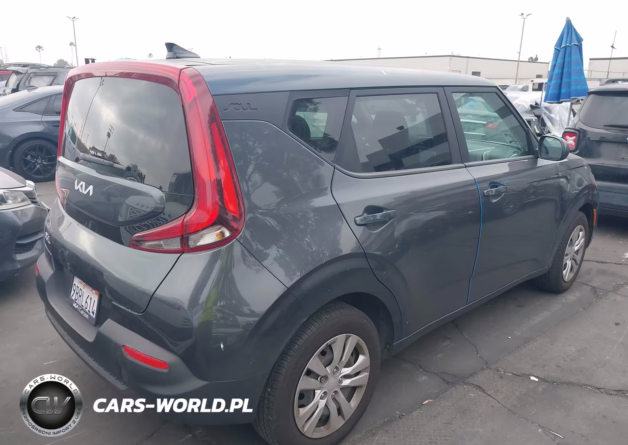 2022 Kia Soul Lx VIN:KNDJ23AU2N7837610 - 4