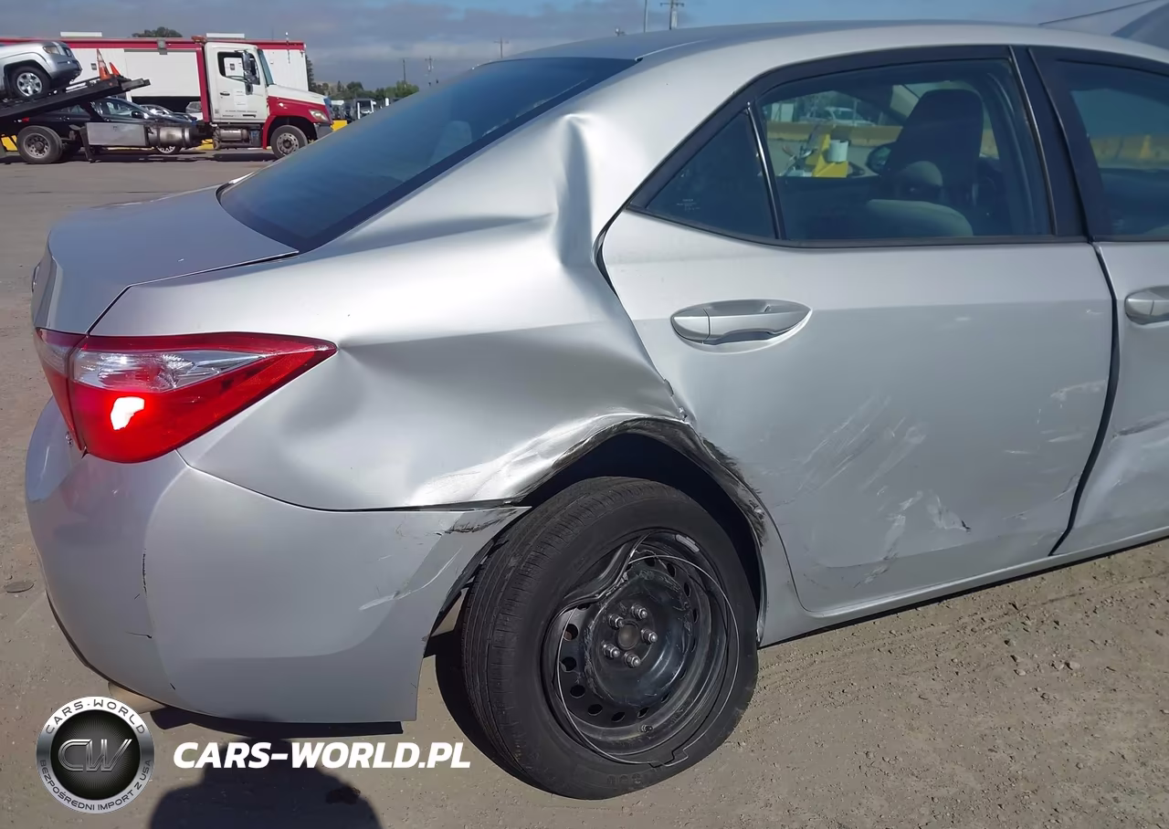2016 Toyota Corolla Le VIN:2T1BURHE3GC571323 - 6