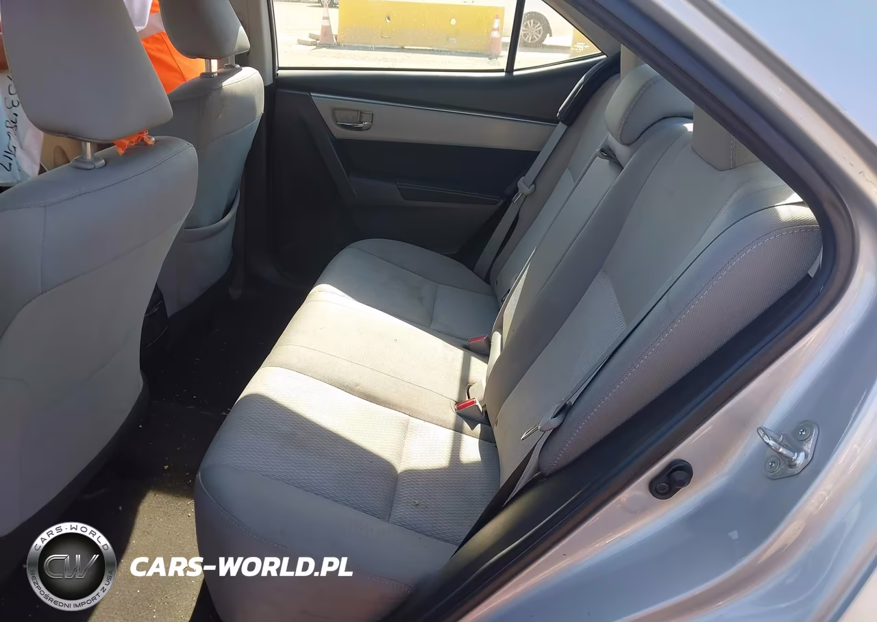 2016 Toyota Corolla Le VIN:2T1BURHE3GC571323 - 8