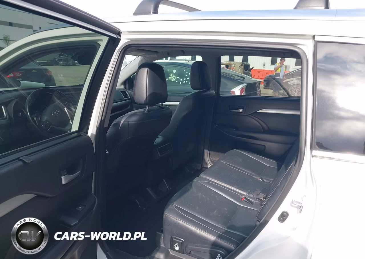 2017 Toyota Highlander Xle VIN:5TDKZRFH7HS510774 - 8