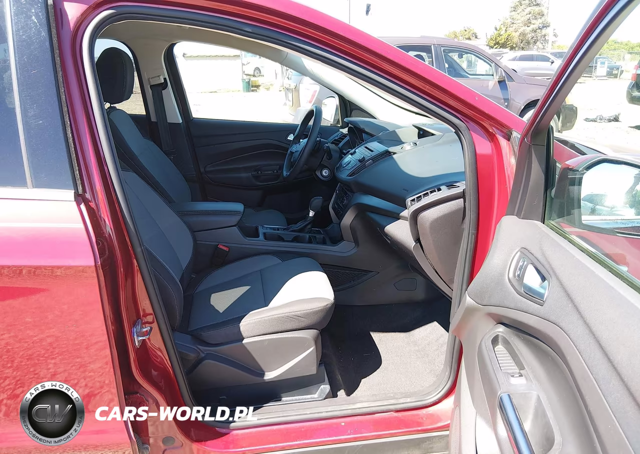 2017 Ford Escape Se VIN:1FMCU9GD9HUC27394 - 5
