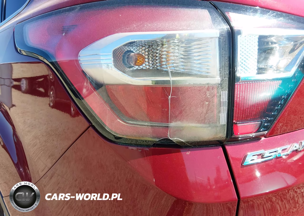 2017 Ford Escape Se VIN:1FMCU9GD9HUC27394 - 6