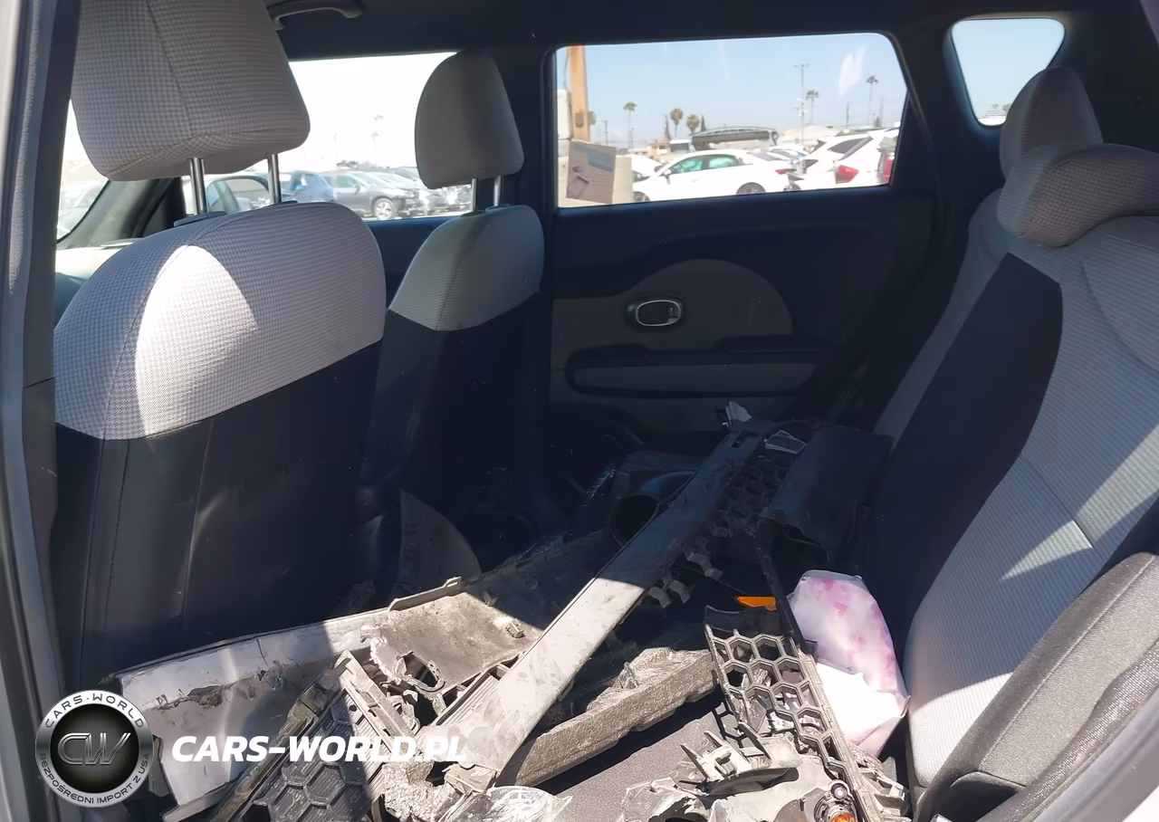 2017 Kia Soul VIN:KNDJN2A2XH7466894 - 16