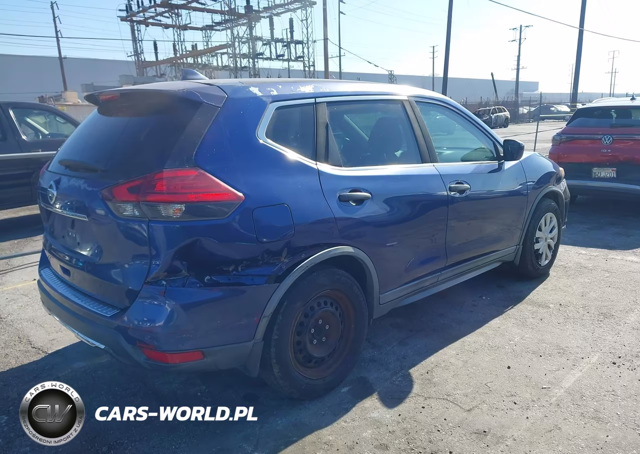 2017 Nissan Rogue S VIN:KNMAT2MT9HP600126 - 4