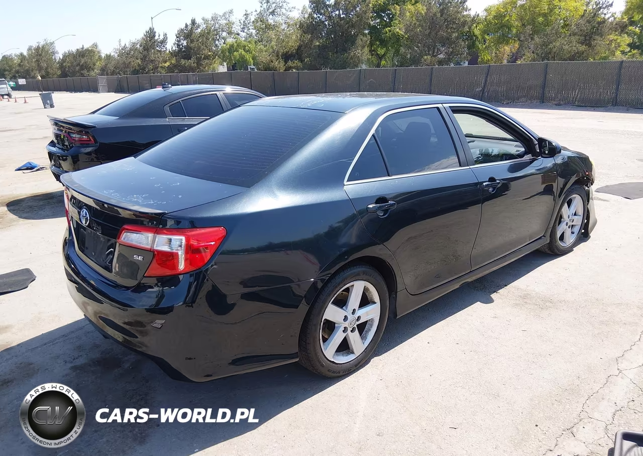 2013 Toyota Camry Se VIN:4T1BF1FK2DU259265 - 4
