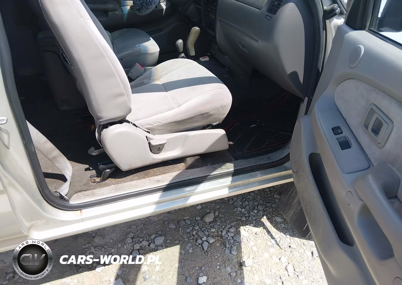 2001 Toyota Tacoma VIN:5TEWM72N71Z819489 - 5