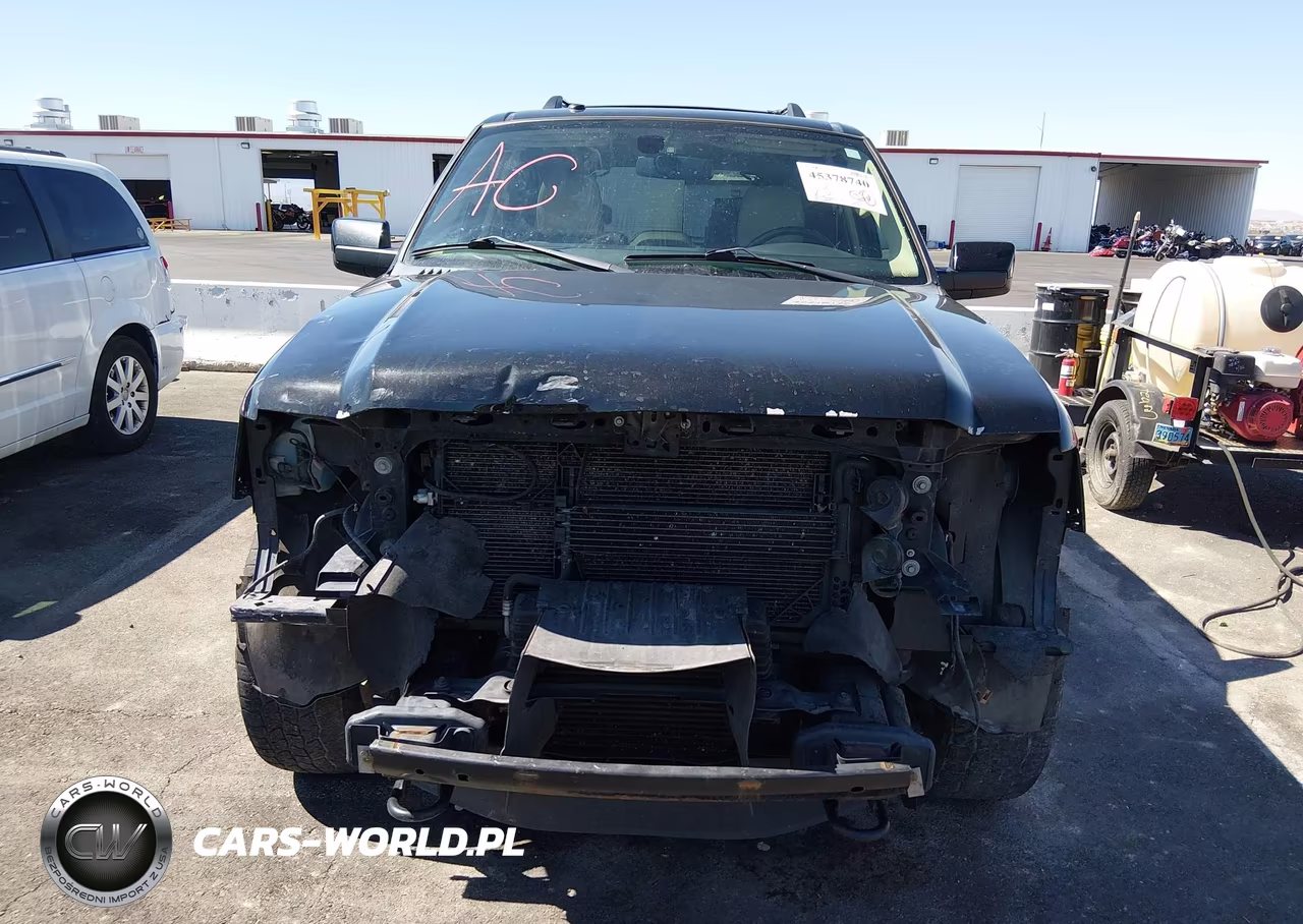 2015 Ford Expedition Limited VIN:1FMJU2AT9FEF00114 - 13