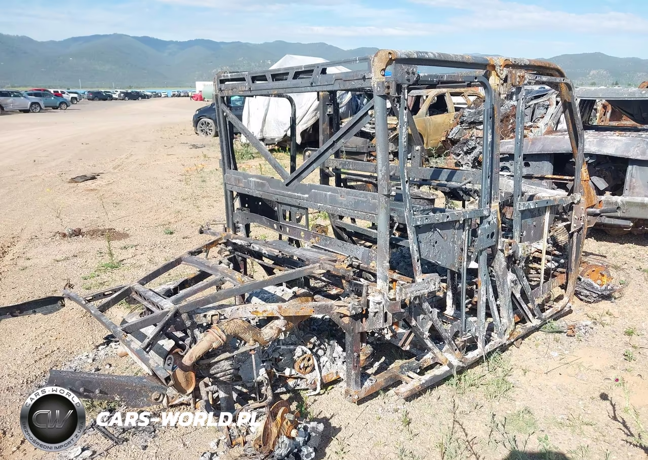 2024 Polaris Ranger Crew Xp 1000 Northstar Ultimate VIN:4XARSY997R8091193 - 4