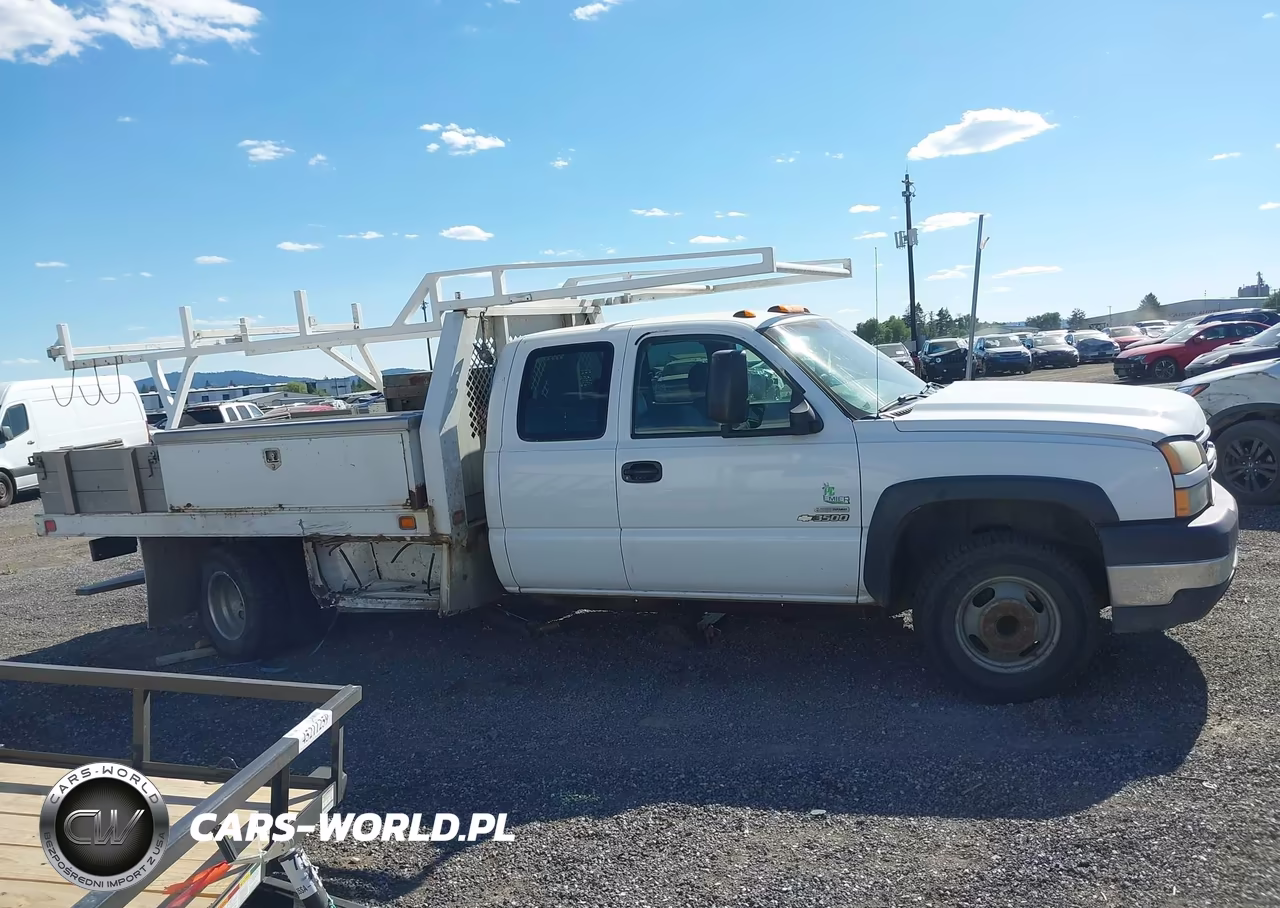 2007 Chevrolet Silverado 3500 Chassis Classic Work Truck VIN:1GBJC39D47E145269 - 15