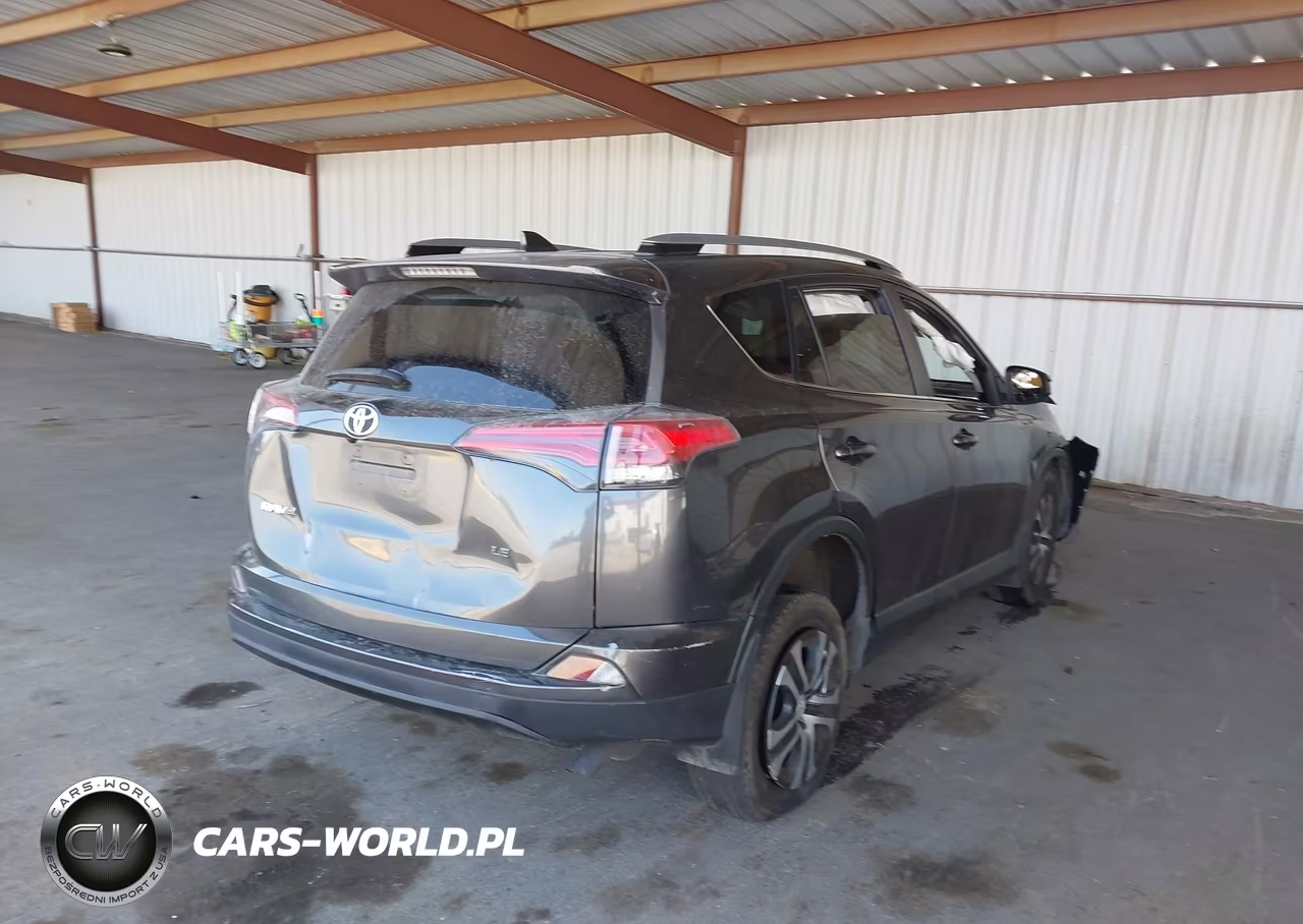 2017 Toyota Rav4 Le VIN:JTMZFREV7HJ708587 - 4