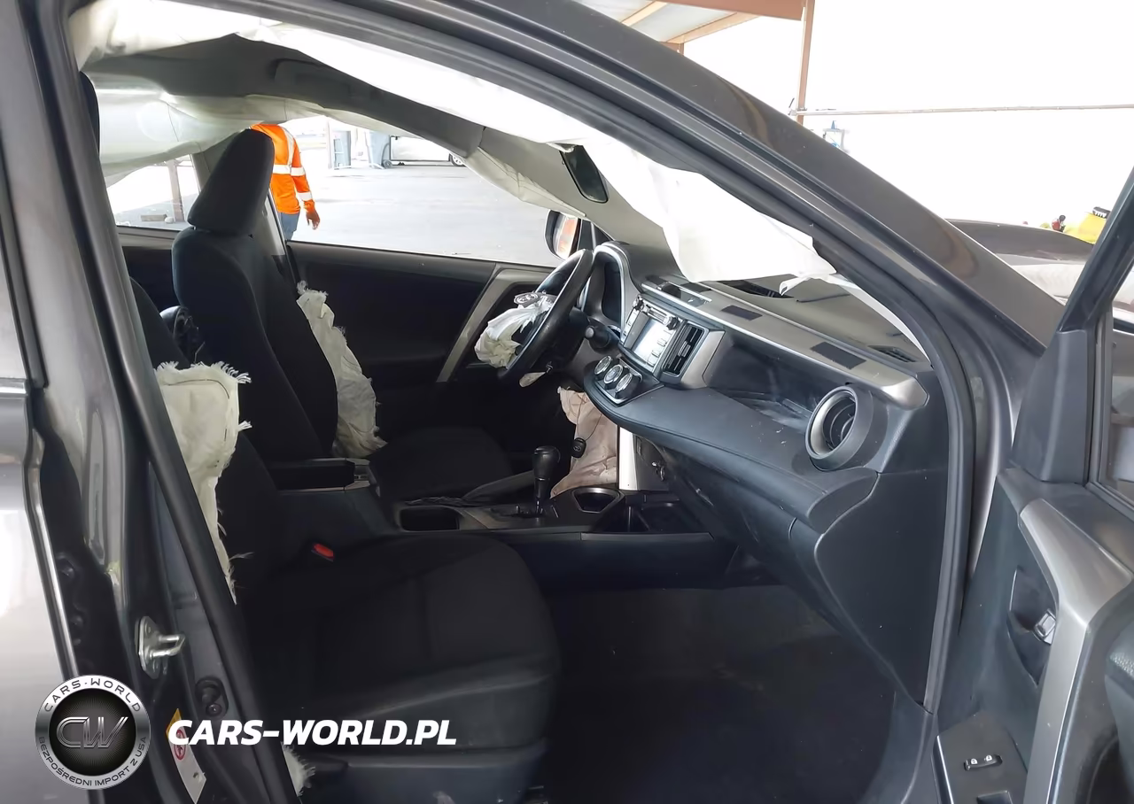 2017 Toyota Rav4 Le VIN:JTMZFREV7HJ708587 - 5