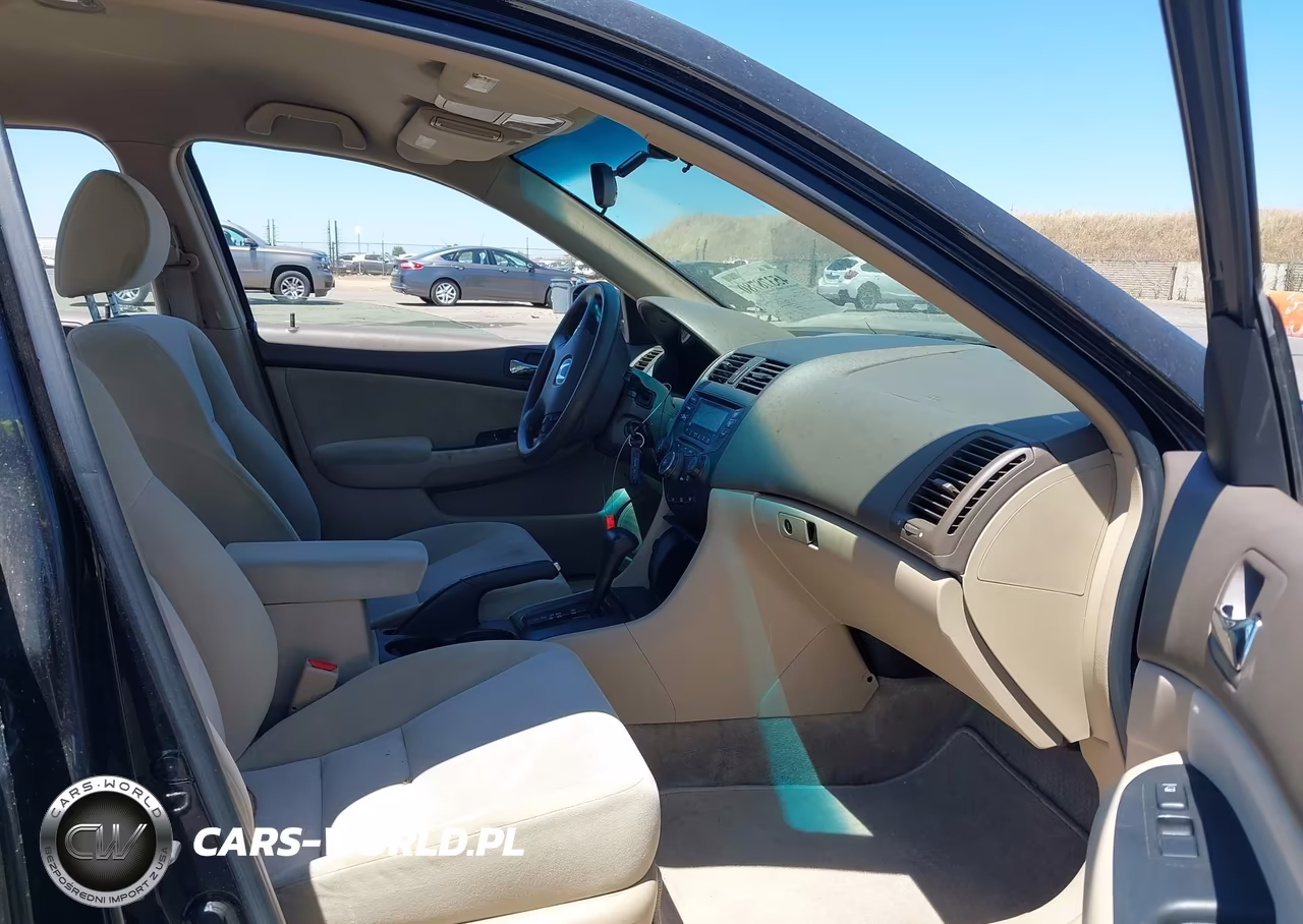2003 Honda Accord 2.4 Lx VIN:3HGCM56373G705959 - 5