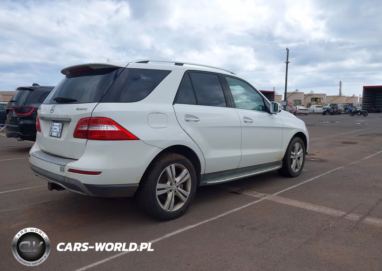 2015 Mercedes-Benz Ml 350 4Matic VIN:4JGDA5HB1FA524726 - 4