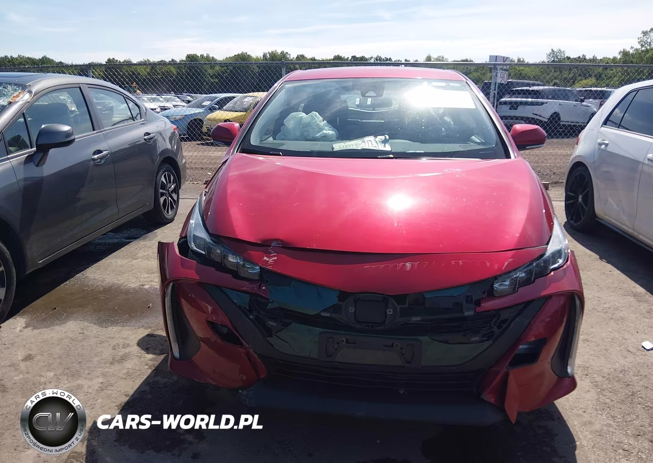 2017 Toyota Prius Prime Premium VIN:JTDKARFP3H3002351 - 12
