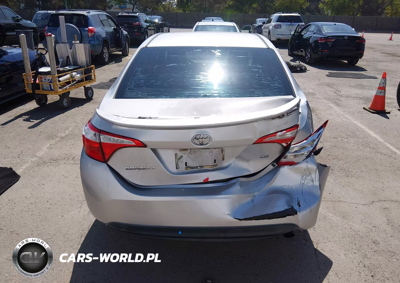 2015 Toyota Corolla Le Plus VIN:5YFBURHE5FP262953 - 16