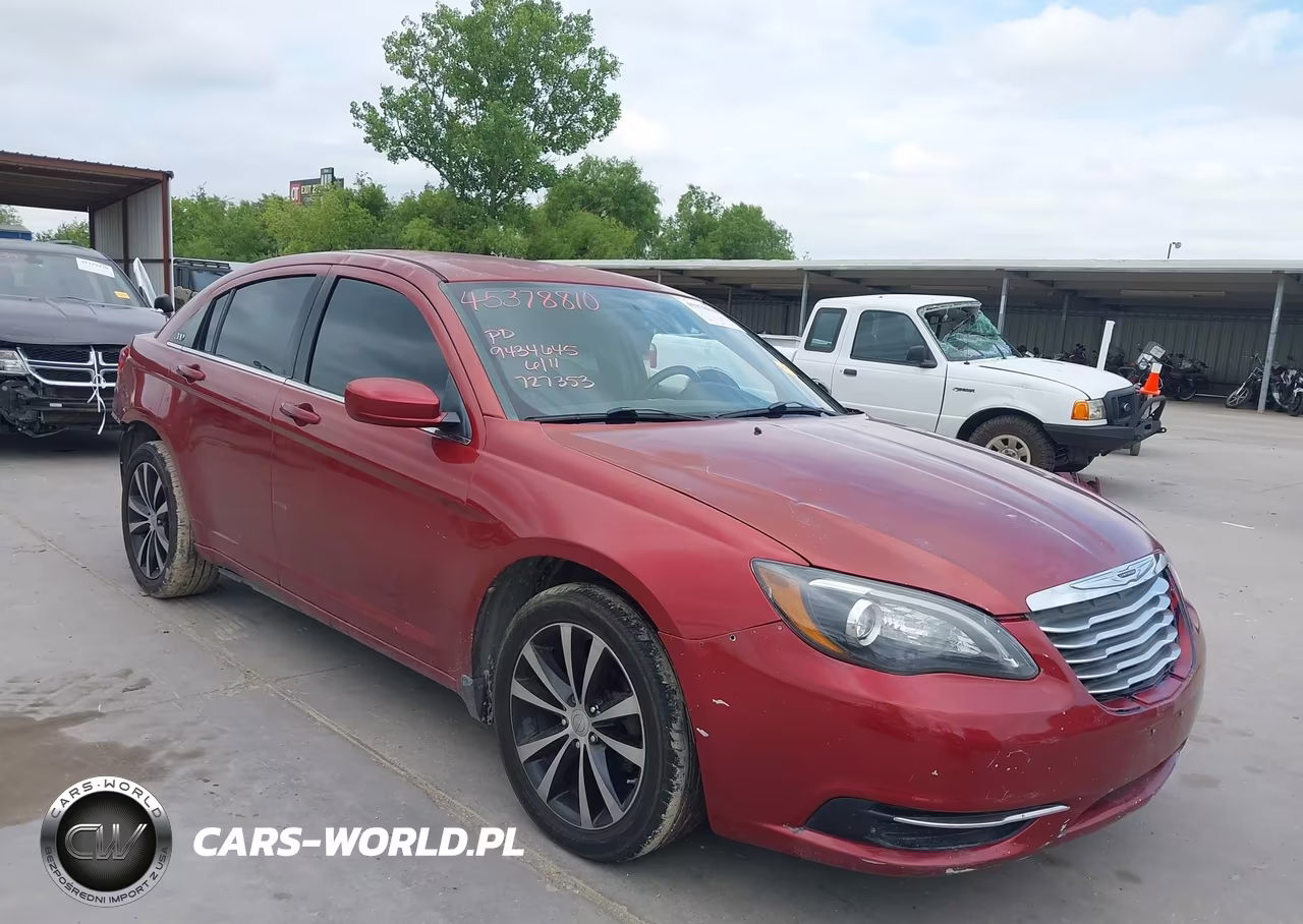 2013 Chrysler 200 Touring – zdjęcie 1 z 19
