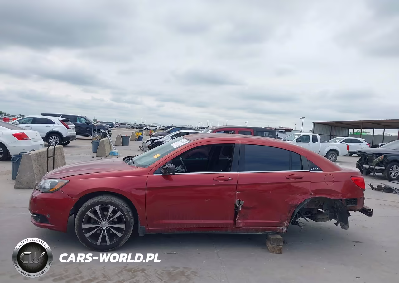 2013 Chrysler 200 Touring VIN:1C3CCBBB1DN727353 - 15