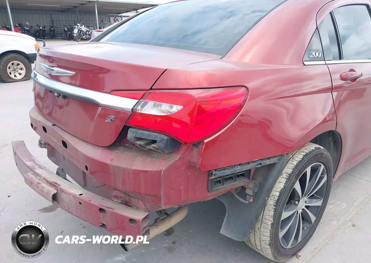 2013 Chrysler 200 Touring VIN:1C3CCBBB1DN727353 - 18