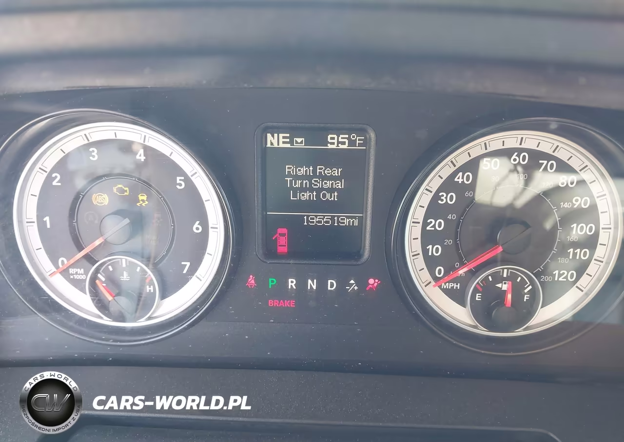 2015 Ram 1500 Express VIN:1C6RR6KG4FS501214 - 7