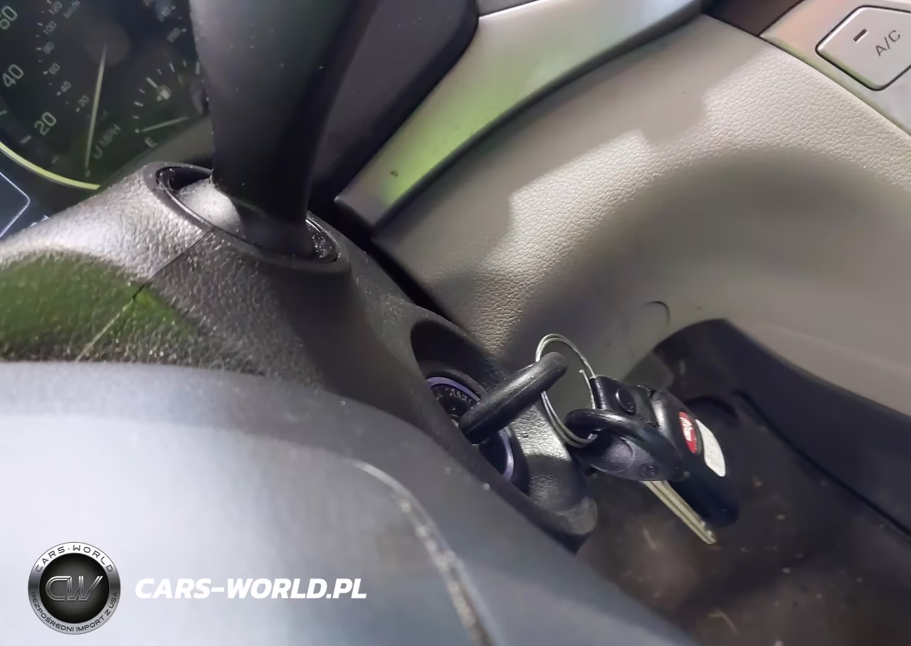 2018 Hyundai Elantra Sel VIN:5NPD84LF1JH389916 - 11