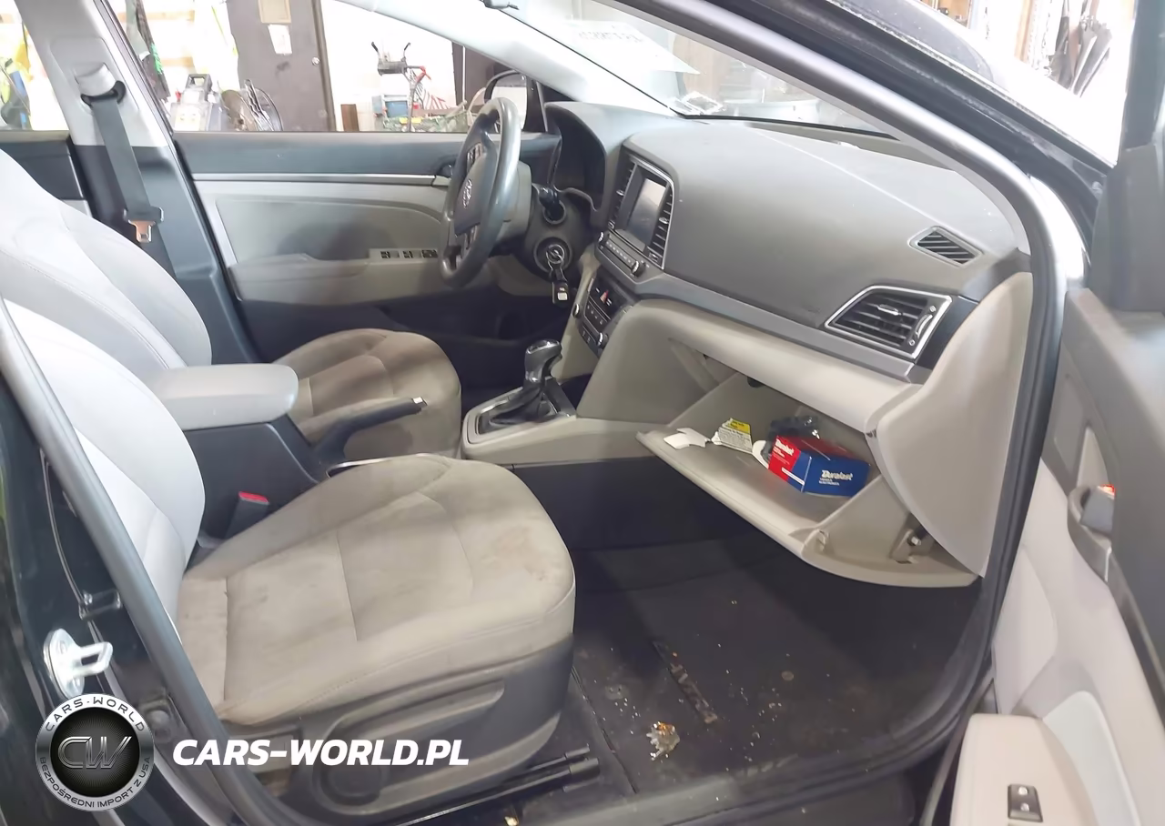 2018 Hyundai Elantra Sel VIN:5NPD84LF1JH389916 - 5
