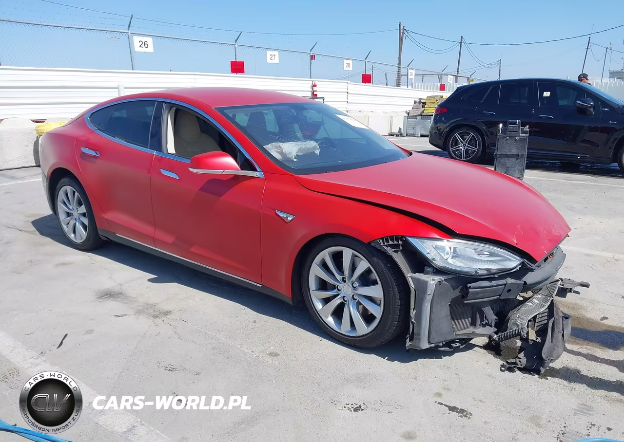 2013 Tesla Model S – zdjęcie 1 z 17