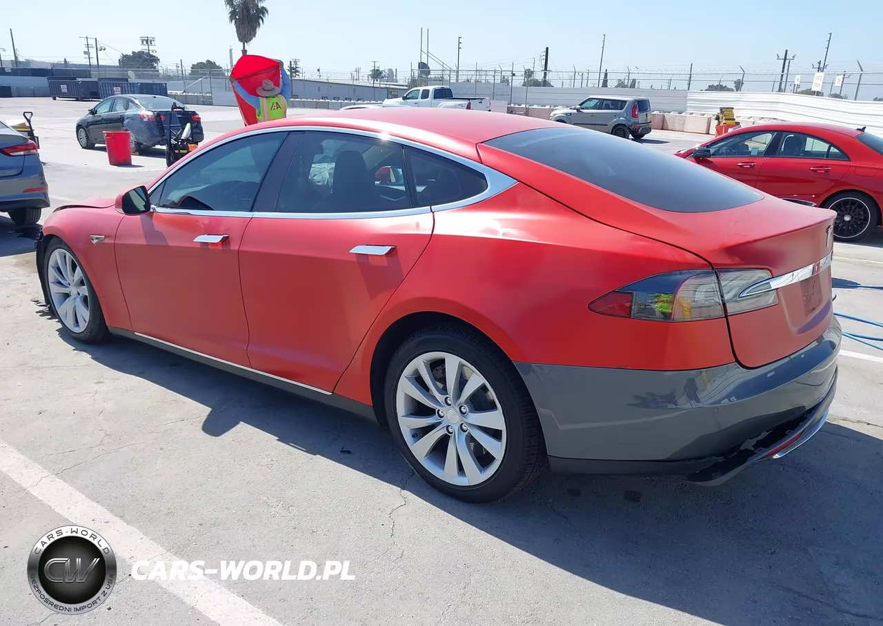 2013 Tesla Model S VIN:5YJSA1CN5DFP27368 - 3