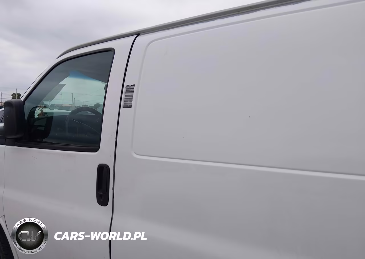 2014 Chevrolet Express 3500 Work Van VIN:1GCZGUCA1E1149128 - 14