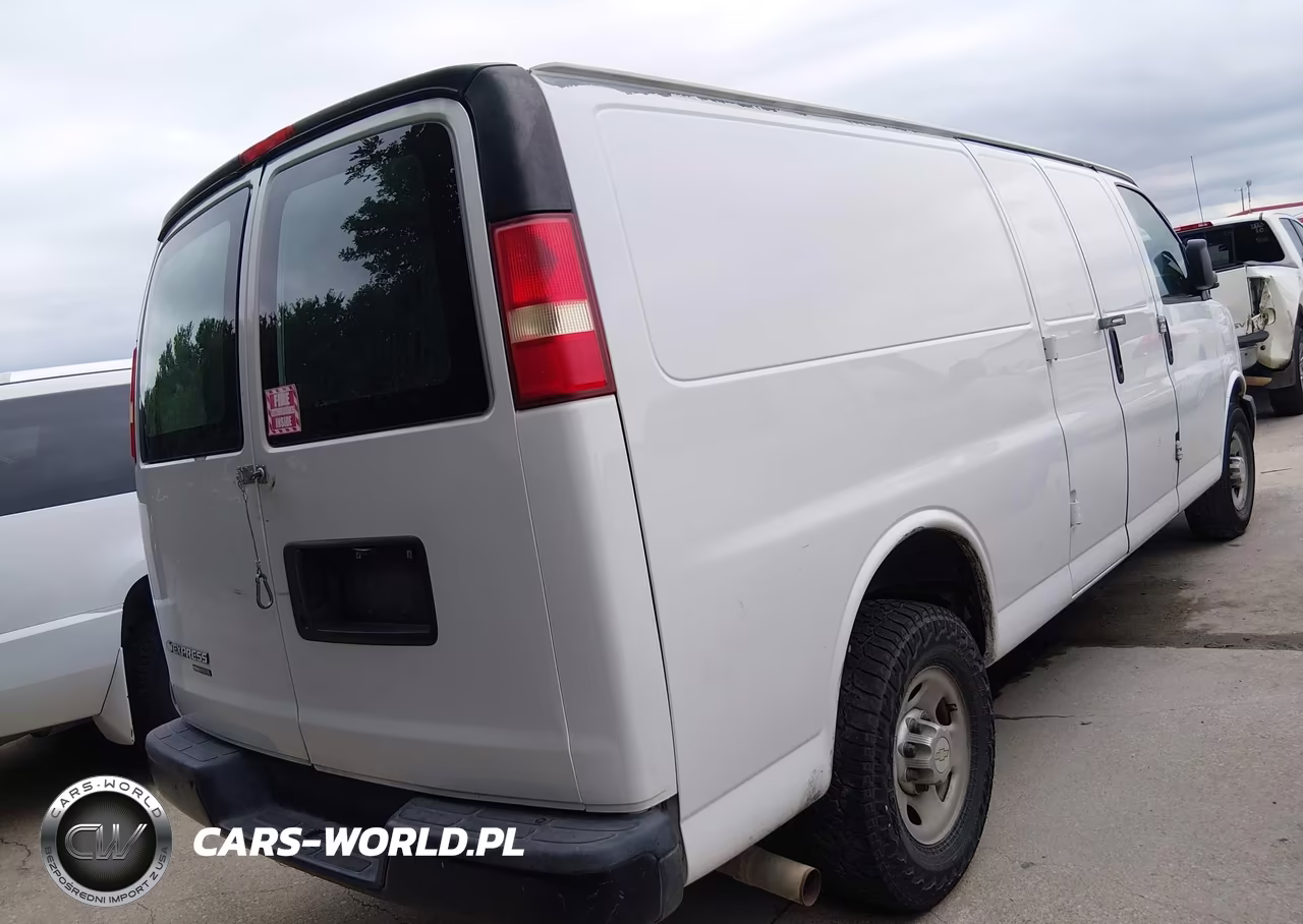 2014 Chevrolet Express 3500 Work Van VIN:1GCZGUCA1E1149128 - 4
