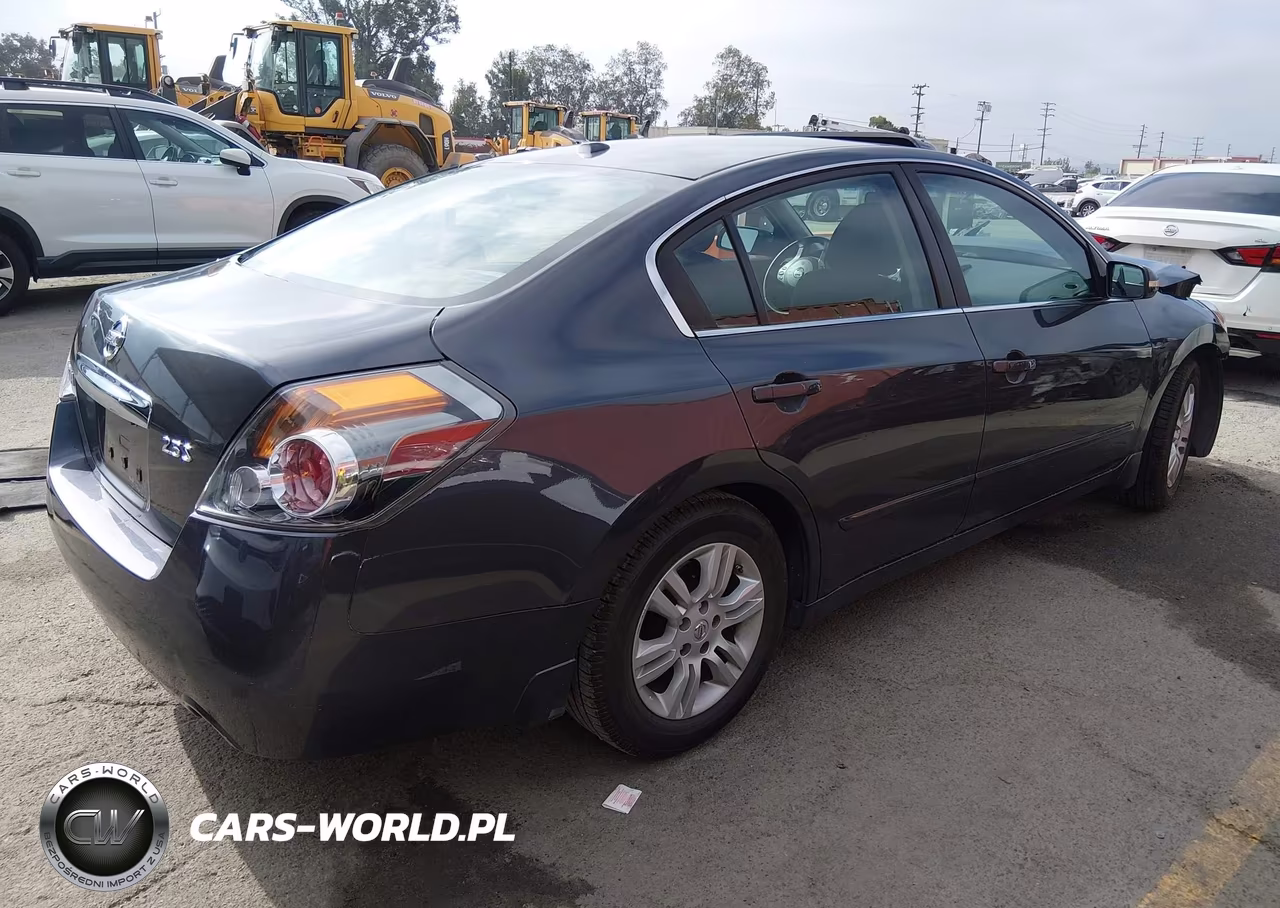 2010 Nissan Altima 2.5 S VIN:1N4AL2AP5AN547407 - 4