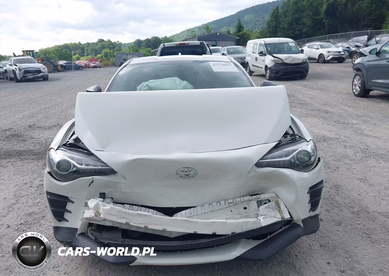 2017 Toyota 86 VIN:JF1ZNAA17H8703068 - 13