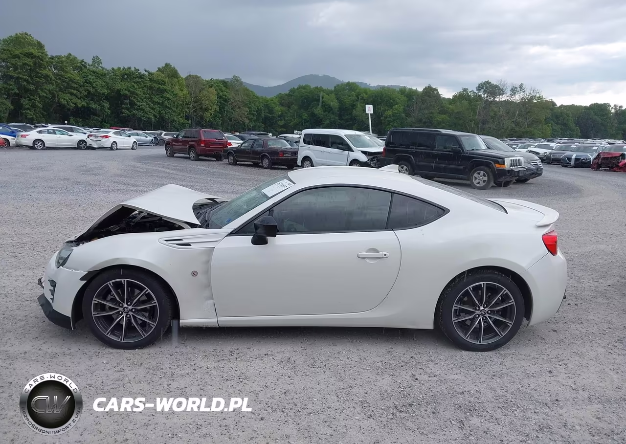 2017 Toyota 86 VIN:JF1ZNAA17H8703068 - 15