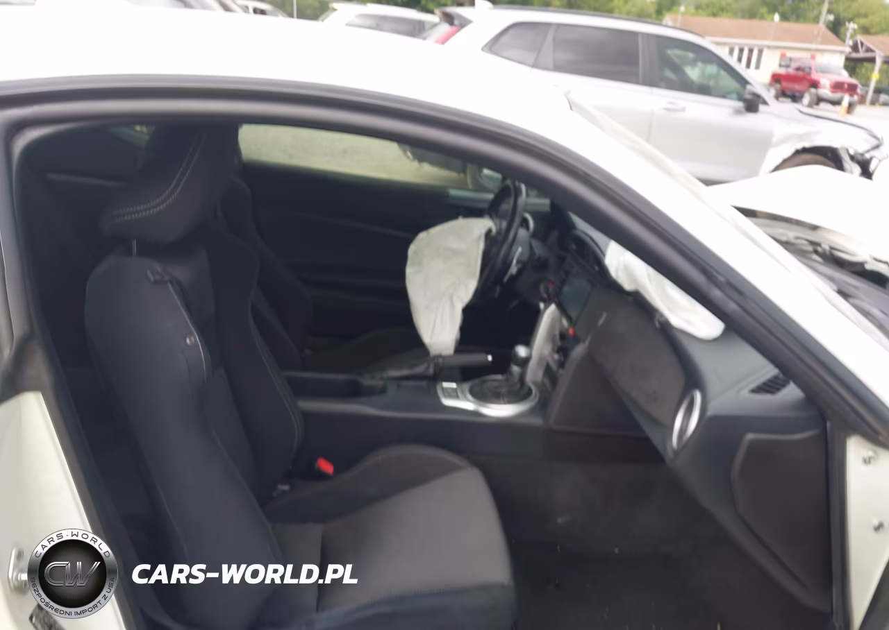2017 Toyota 86 VIN:JF1ZNAA17H8703068 - 5