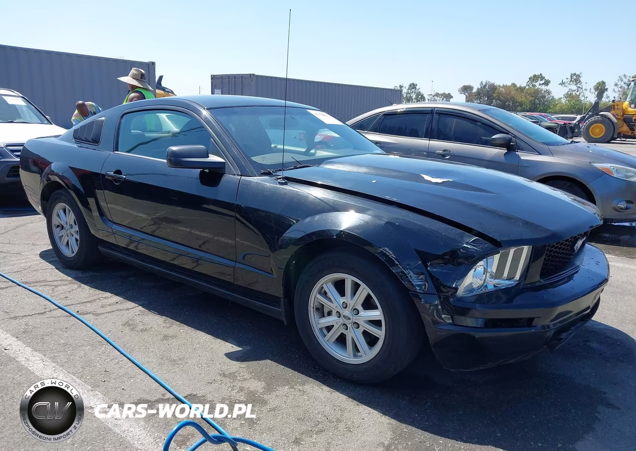 2005 Ford Mustang V6 Deluxe-V6 Premium