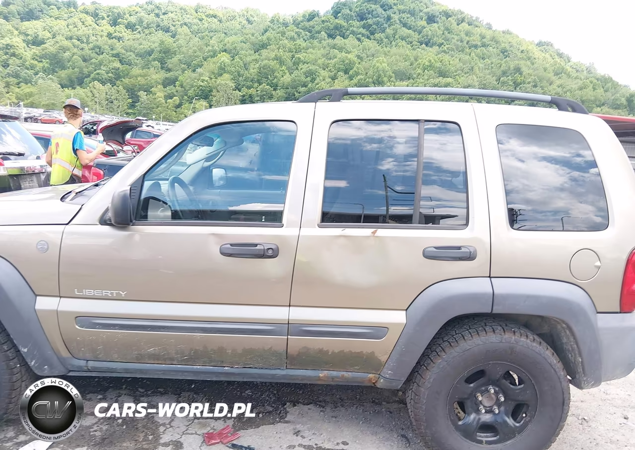 2004 Jeep Liberty Sport VIN:1J4GL48K84W330324 - 15
