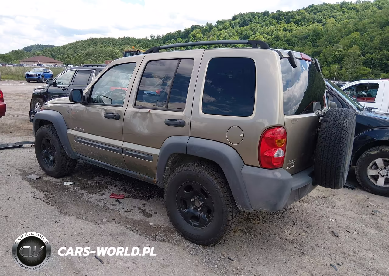 2004 Jeep Liberty Sport VIN:1J4GL48K84W330324 - 3