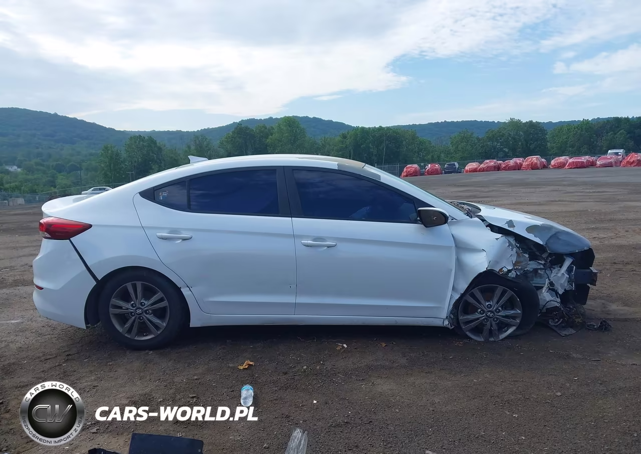 2017 Hyundai Elantra Se VIN:5NPD84LF5HH121042 - 14