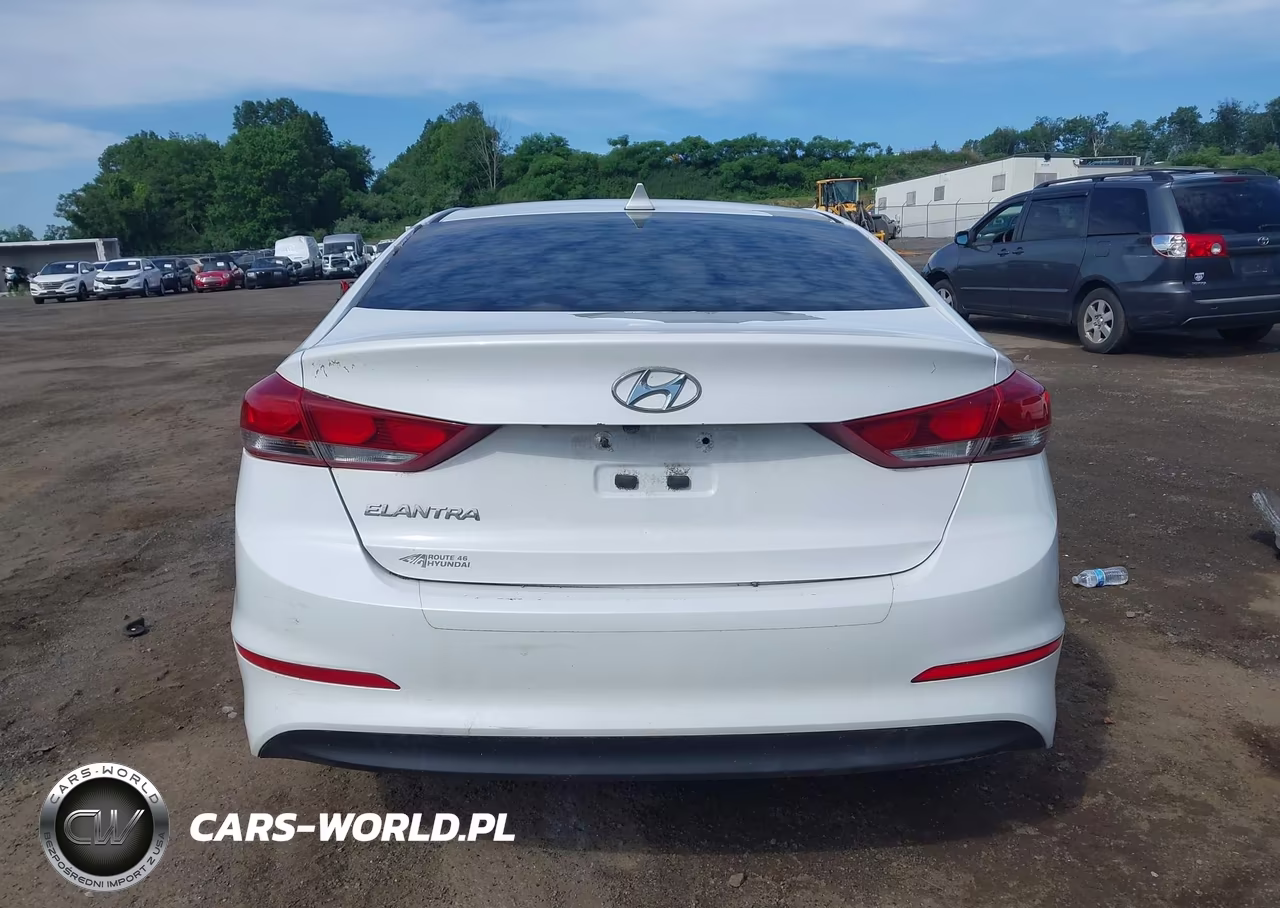 2017 Hyundai Elantra Se VIN:5NPD84LF5HH121042 - 17