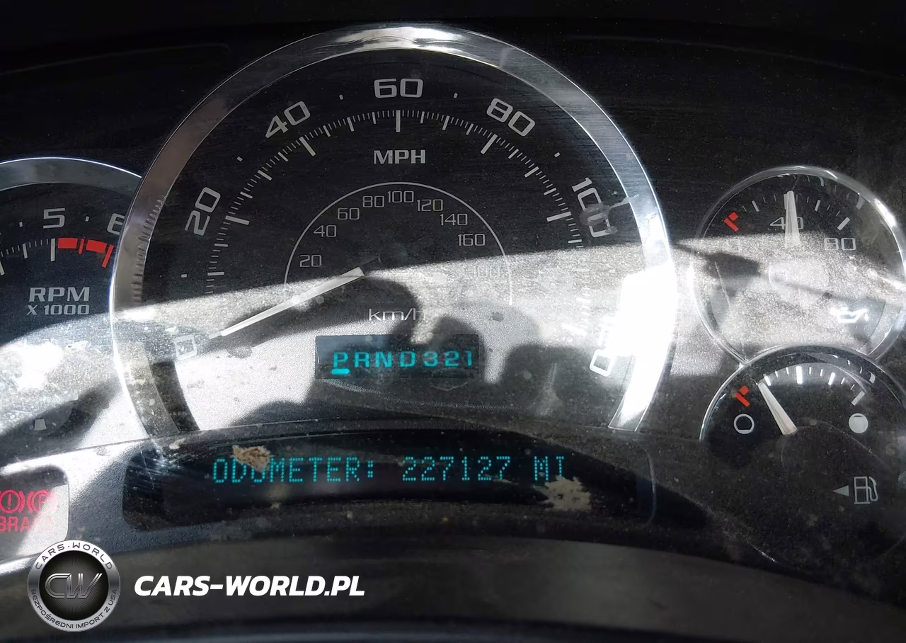 2003 Cadillac Escalade Standard VIN:1GYEK63NX3R163064 - 7