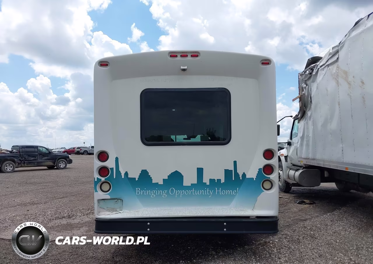 2017 Ford E-350 Cutaway VIN:1FDEE3FS7HDC07454 - 18
