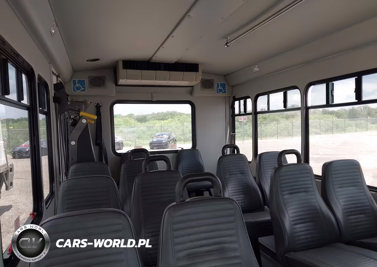 2017 Ford E-350 Cutaway VIN:1FDEE3FS7HDC07454 - 6