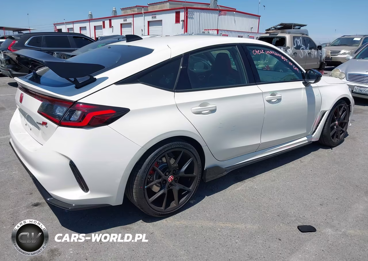 2026 Honda Civic Type R VIN:JHMFL5G42TX001278 - 4