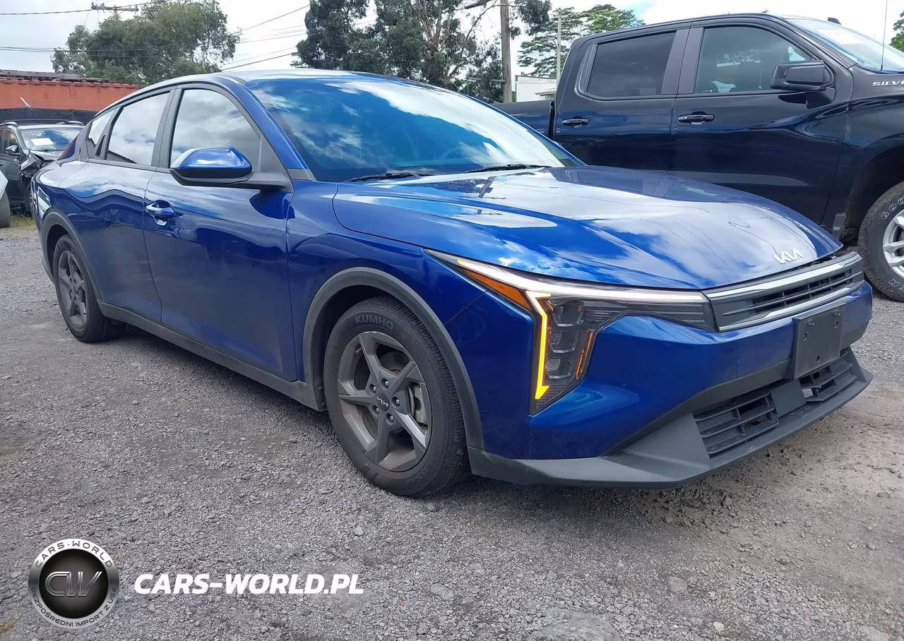 2025 Kia K4 Lxs