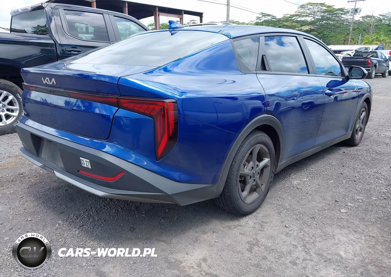 2025 Kia K4 Lxs VIN:3KPFT4DE9SE091729 - 4