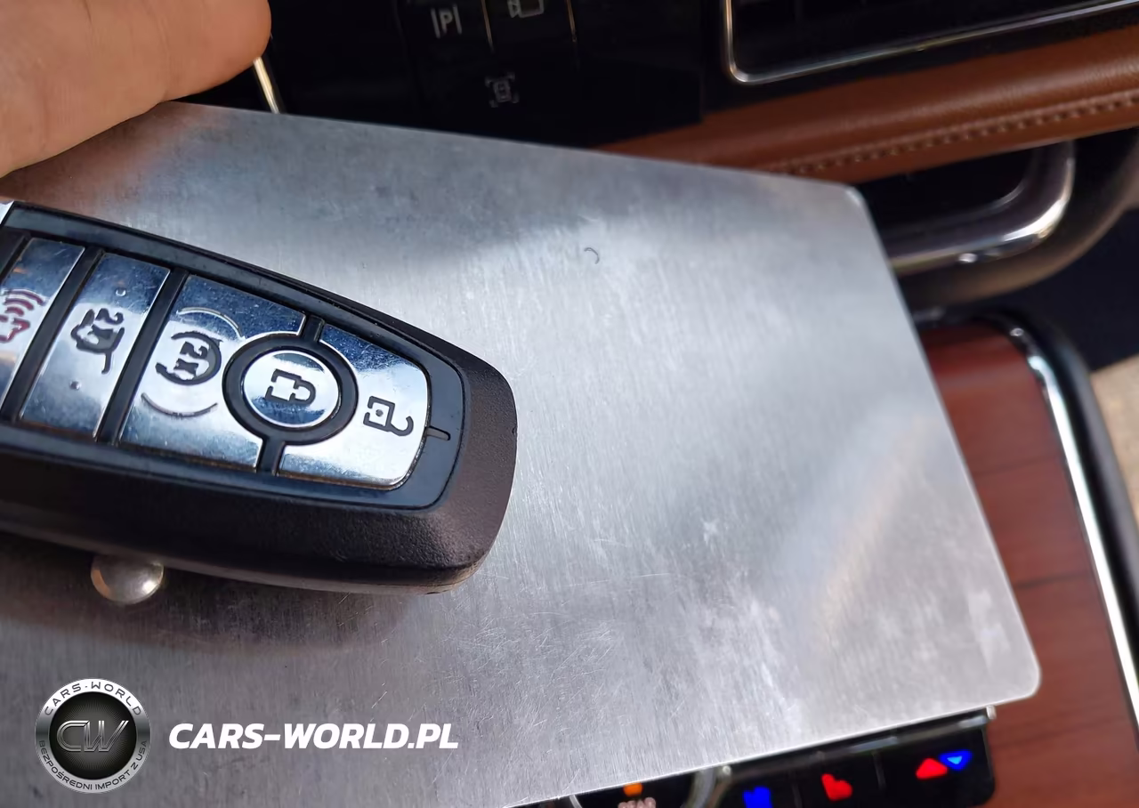 2022 Lincoln Aviator Reserve VIN:5LM5J7XC5NGL12043 - 11