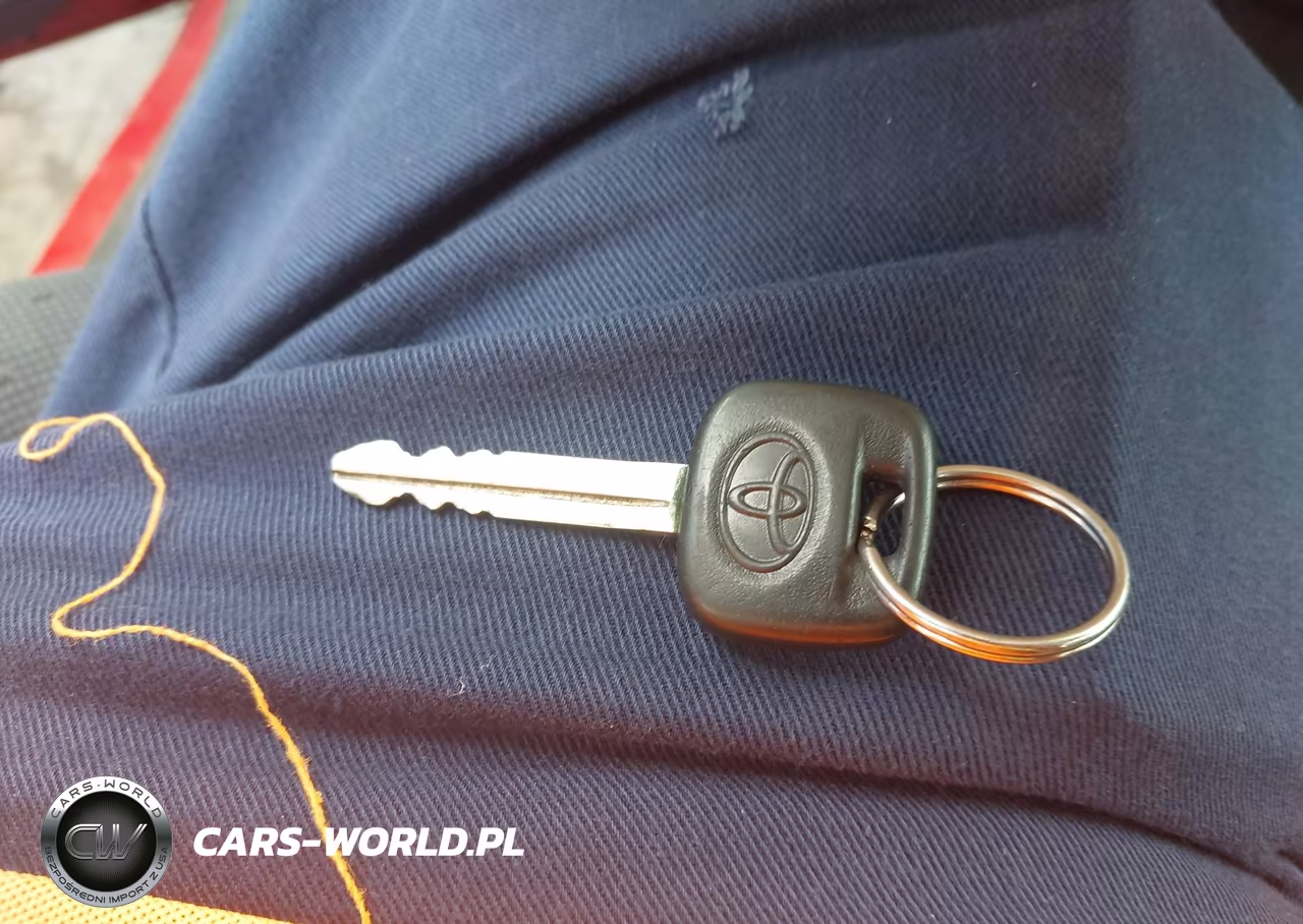 2010 Toyota Yaris VIN:JTDJT4K35A5299287 - 11