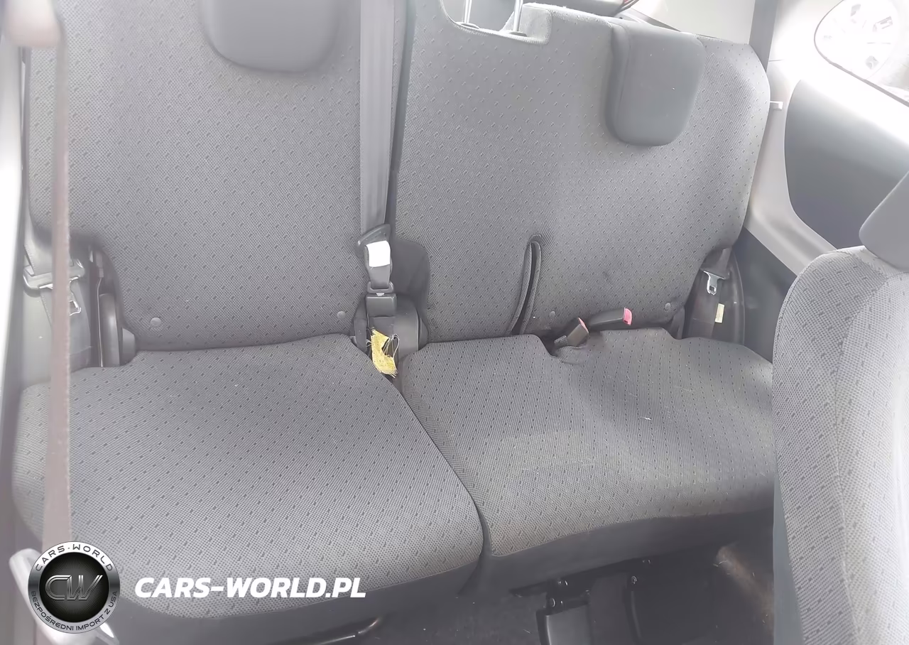 2010 Toyota Yaris VIN:JTDJT4K35A5299287 - 8