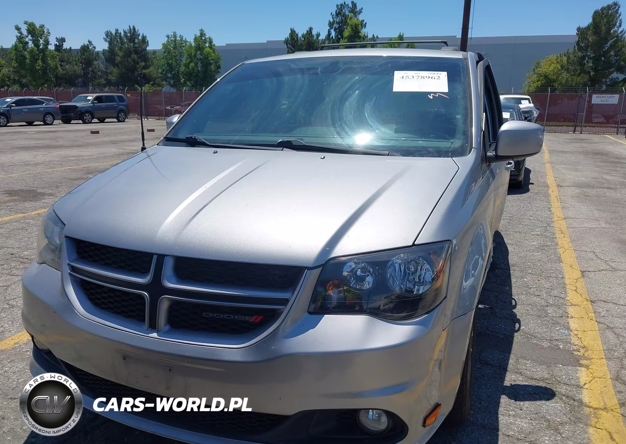 2018 Dodge Grand Caravan Gt VIN:2C4RDGEG0JR284876 - 12